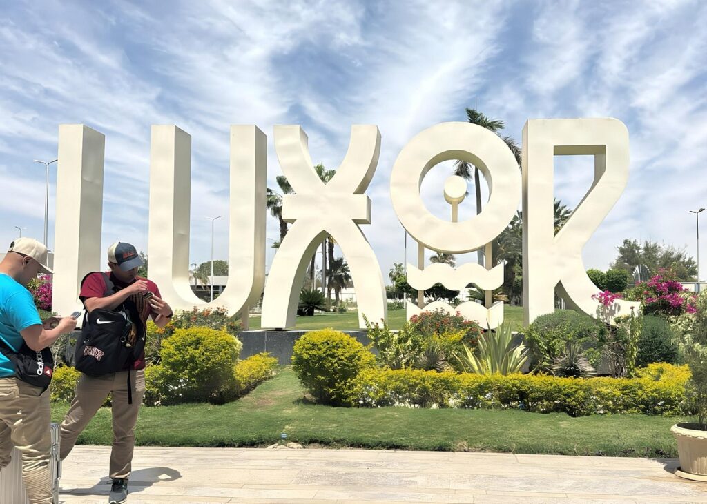 luxor air2